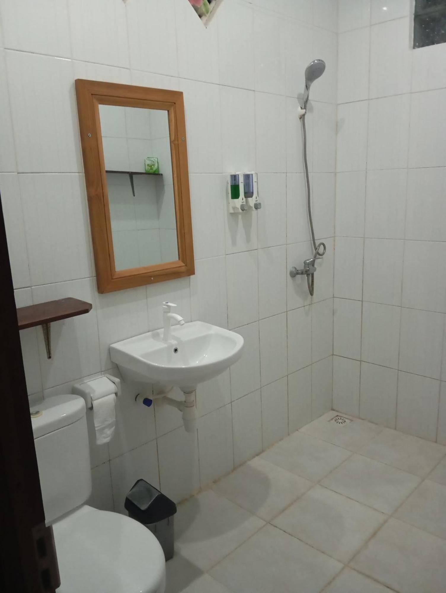 Belong Home Stay Lembongan 外观 照片